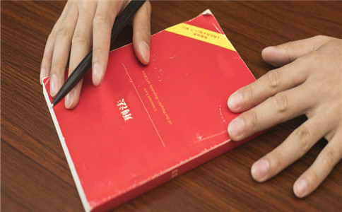 敲詐勒索罪和綁架罪有什么區(qū)別?